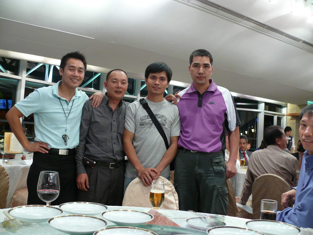 中国CSBk超级摩托车赛凌肯车手叮当结婚典礼