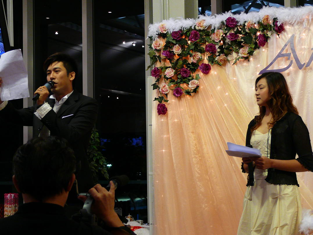 中国CSBk超级摩托车赛凌肯车手叮当结婚典礼