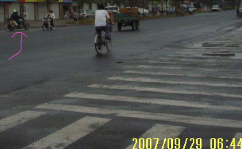晨曦赶路人