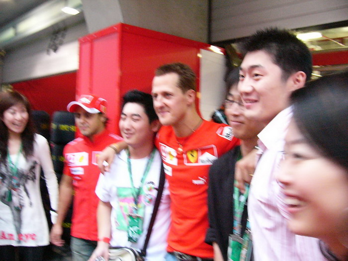 2006年上海F1超夢幻觀賽之旅——坐在法拉利的頭上送別七冠車王舒馬赫！