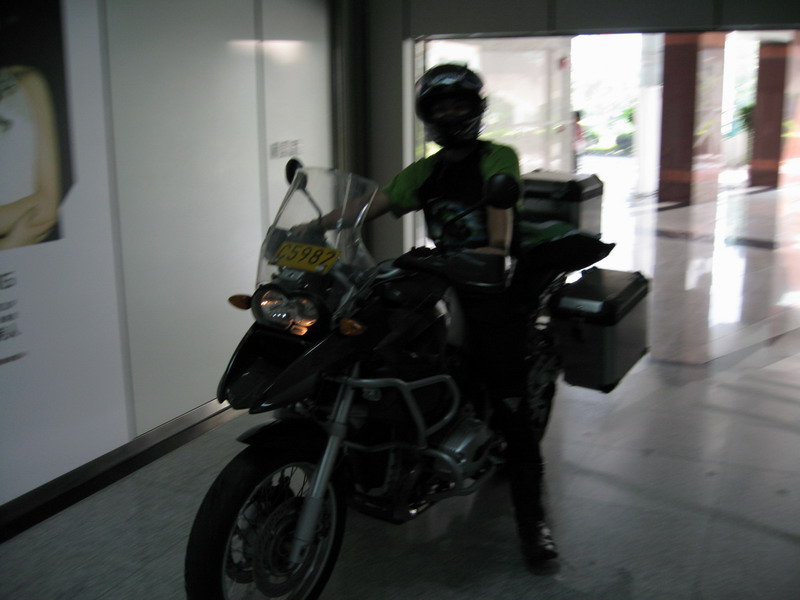 4aj6uSM7.jpg