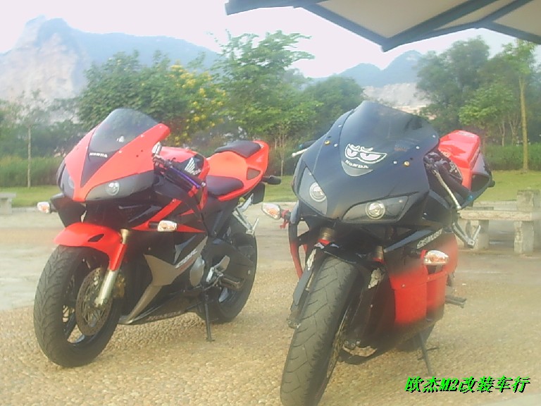 [贴图]刚刚做完CBR600F3的整容手术~~~~~