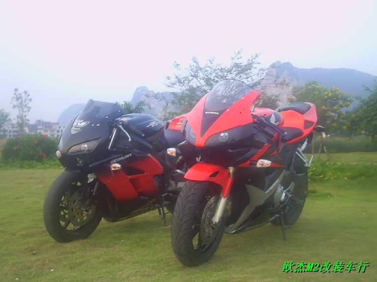 [贴图]刚刚做完CBR600F3的整容手术~~~~~