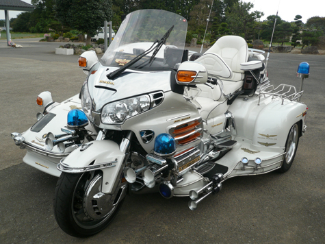 GL1800　警车