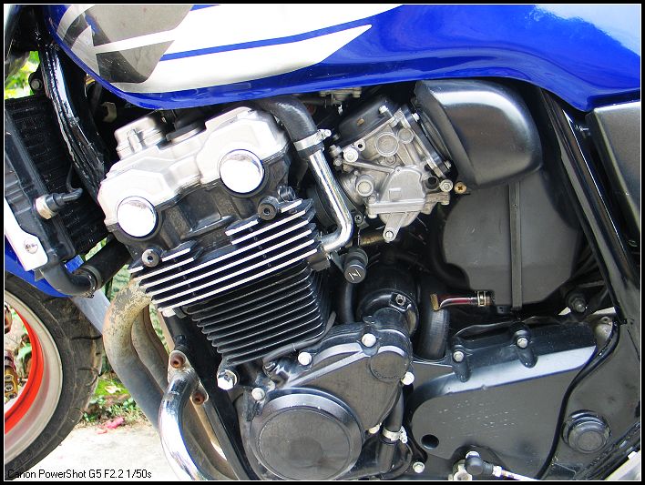 [求助]本人的蓝色CB400VTEC1刚才被偷请各大车友留意