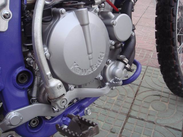 [贴图]湖北省仙桃市13500元出售94成色极好KLX250脚启林道版！