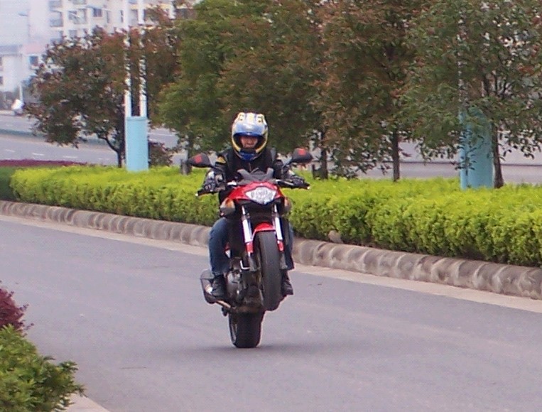 浙江金华44000出纯水04年YAMAHA-R6（北美版）