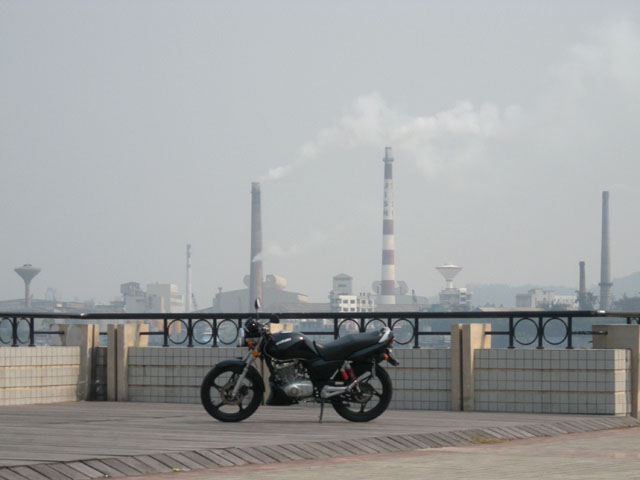 风和日丽与爱驱晒太阳．．．