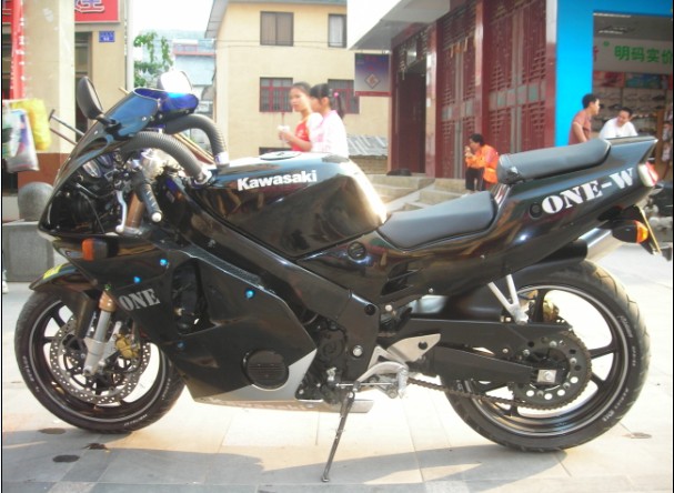 广西贺州8200卖台2月底从碣石拉回的ZXR250蝴蝶灯