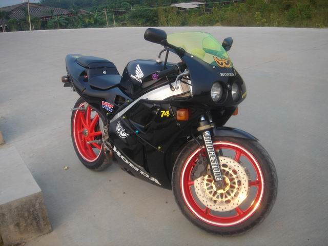从化８６００出售VFR400　无牌
