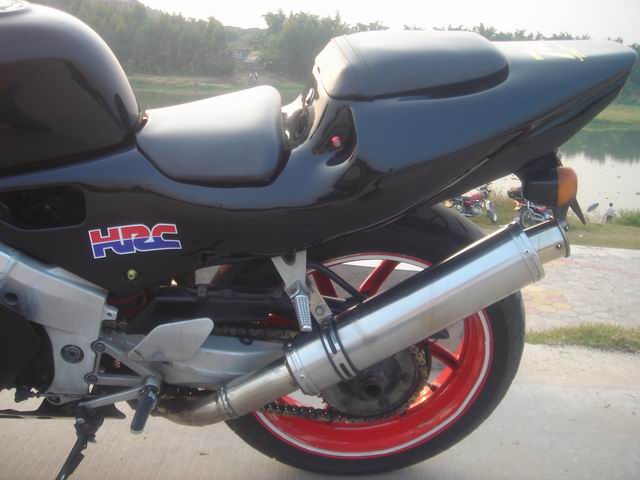 从化８６００出售VFR400　无牌