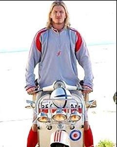 山东菏泽市----意大利铁壳vespa  px125e  纪念版----10000左右