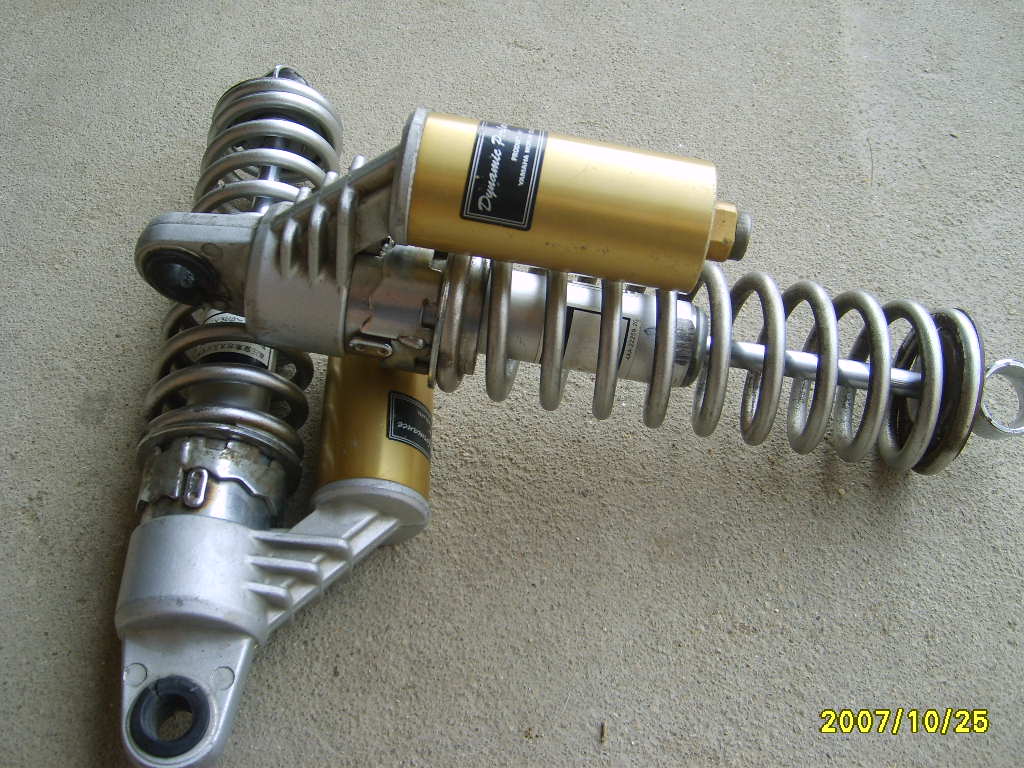 广西玉林卖94XJR400后减震一付