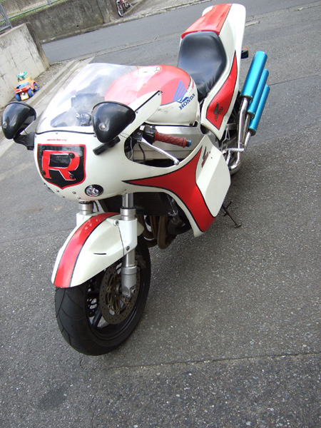 CBR９００RR 改造