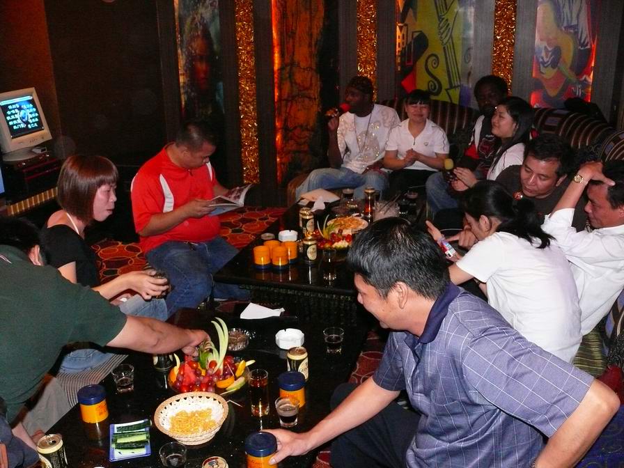 西冲聚会之晚餐、卡拉OK篇
