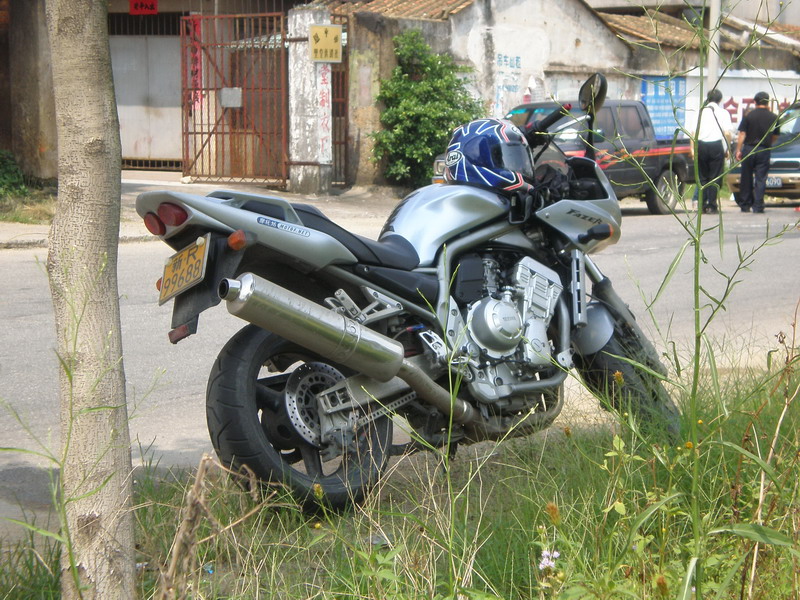 江门43000卖02年有牌有档的FZ1000！