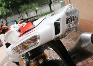 全球限量300台Aprilia Tuono 1000 R