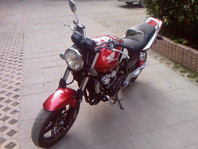 [原创]贵阳34000出售06CB400，VTEC3代