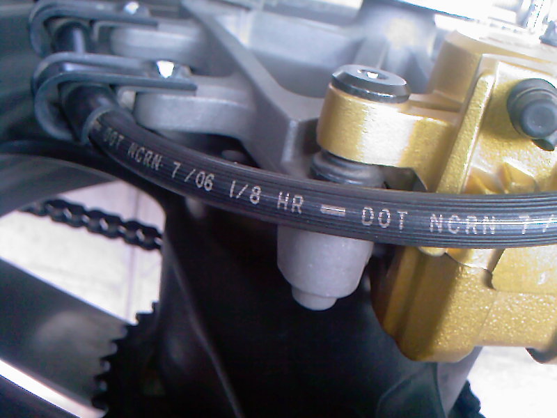 [原创]贵阳34000出售06CB400，VTEC3代
