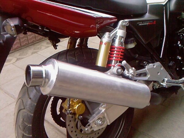 [原创]贵阳34000出售06CB400，VTEC3代