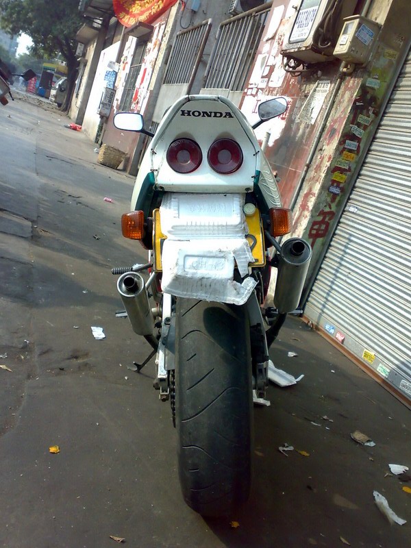 佛山地区代友出售精神 Honda P3 一台,7800可小刀
