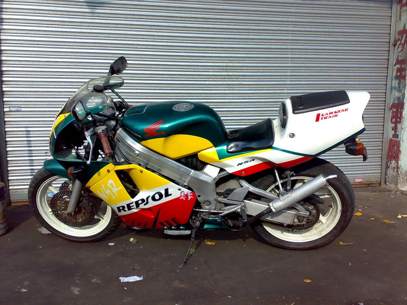 佛山地区代友出售精神 Honda P3 一台,7800可小刀
