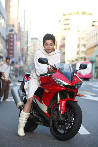 R6与R婶！