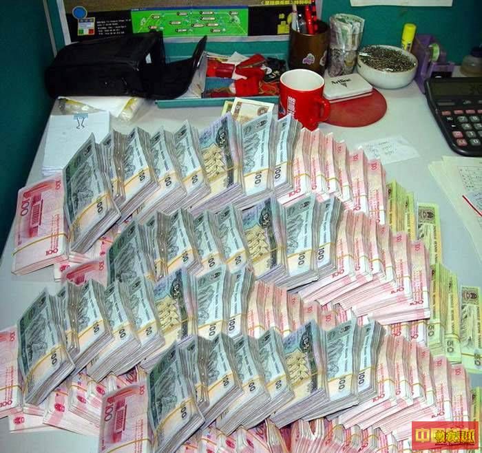 当她赤裸裸地躺在你面前时!!（请说出你的真心话）