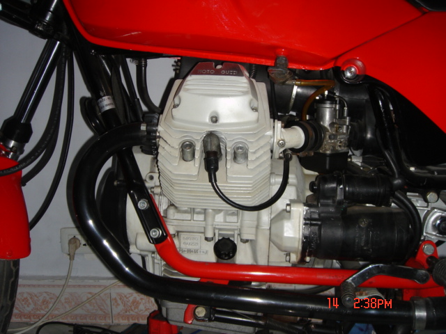 忍痛卖自己收藏的GUZZI650车