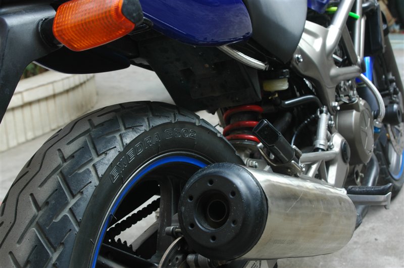 湖南郴州代友出售98VTR250