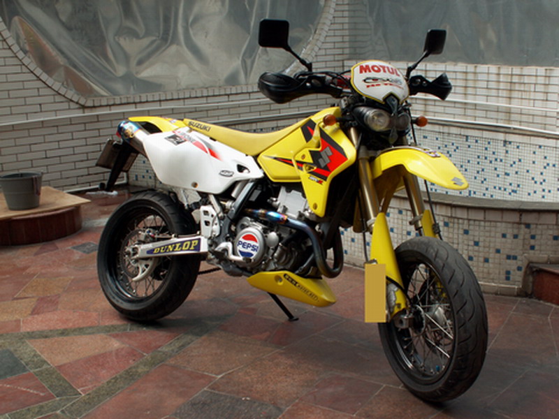 东莞38000出售05年DRZ-400SM