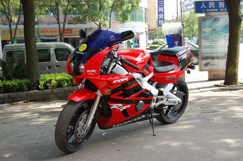湖南郴州卖CBR400