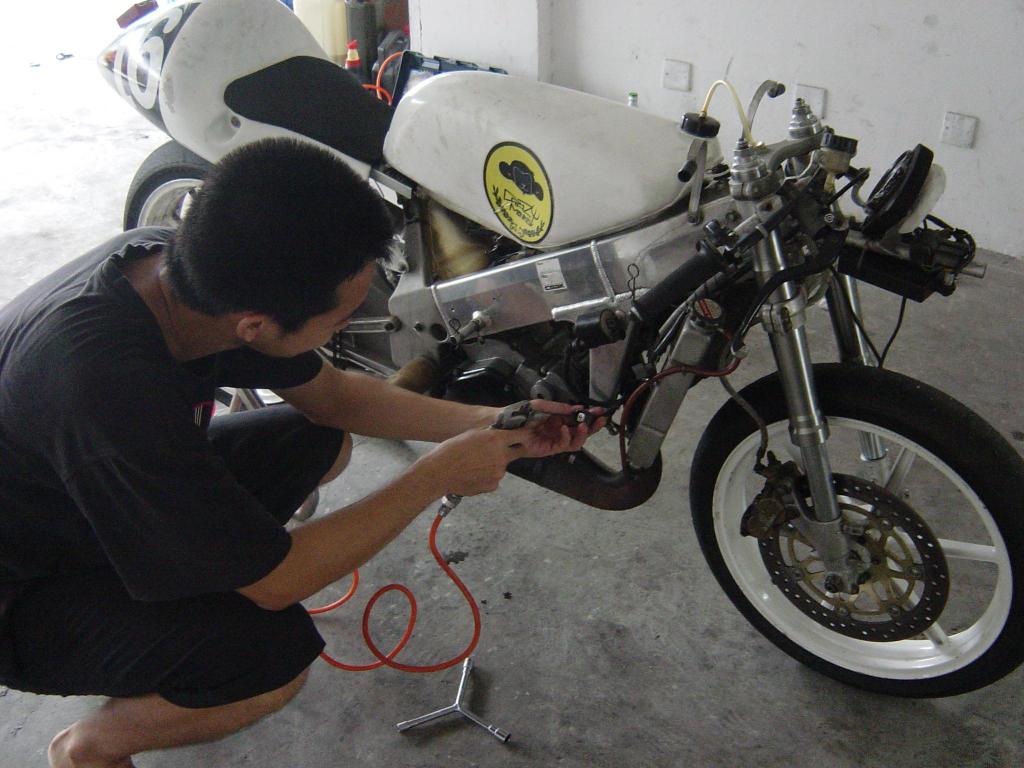 广州新塘16000出售专业厂车98HONDA RS125