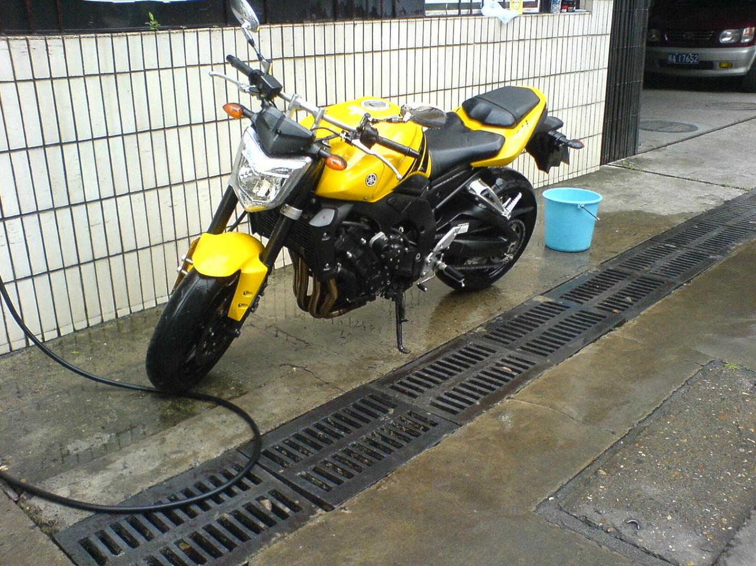 代友卖一台06年的FZ1N
