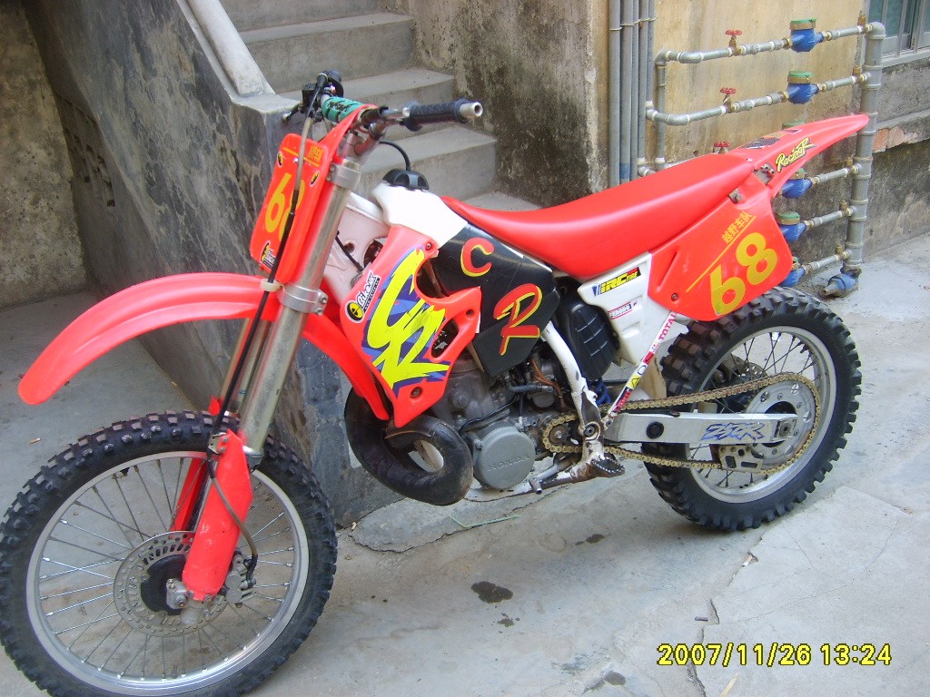 南宁出售94CR250,以及94CB400！