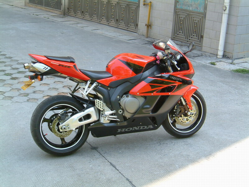 湖南郴州卖05欧版CBR-1000RR   6万2
