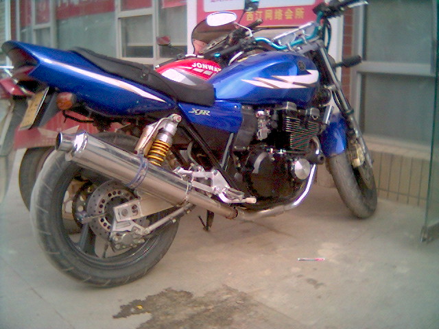 湖南长沙14000低价出售00XJR400