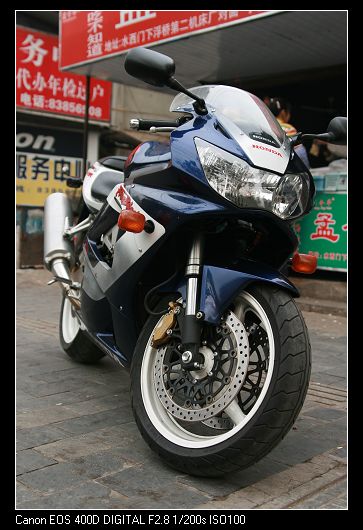 江苏南京34500出售02年的929！