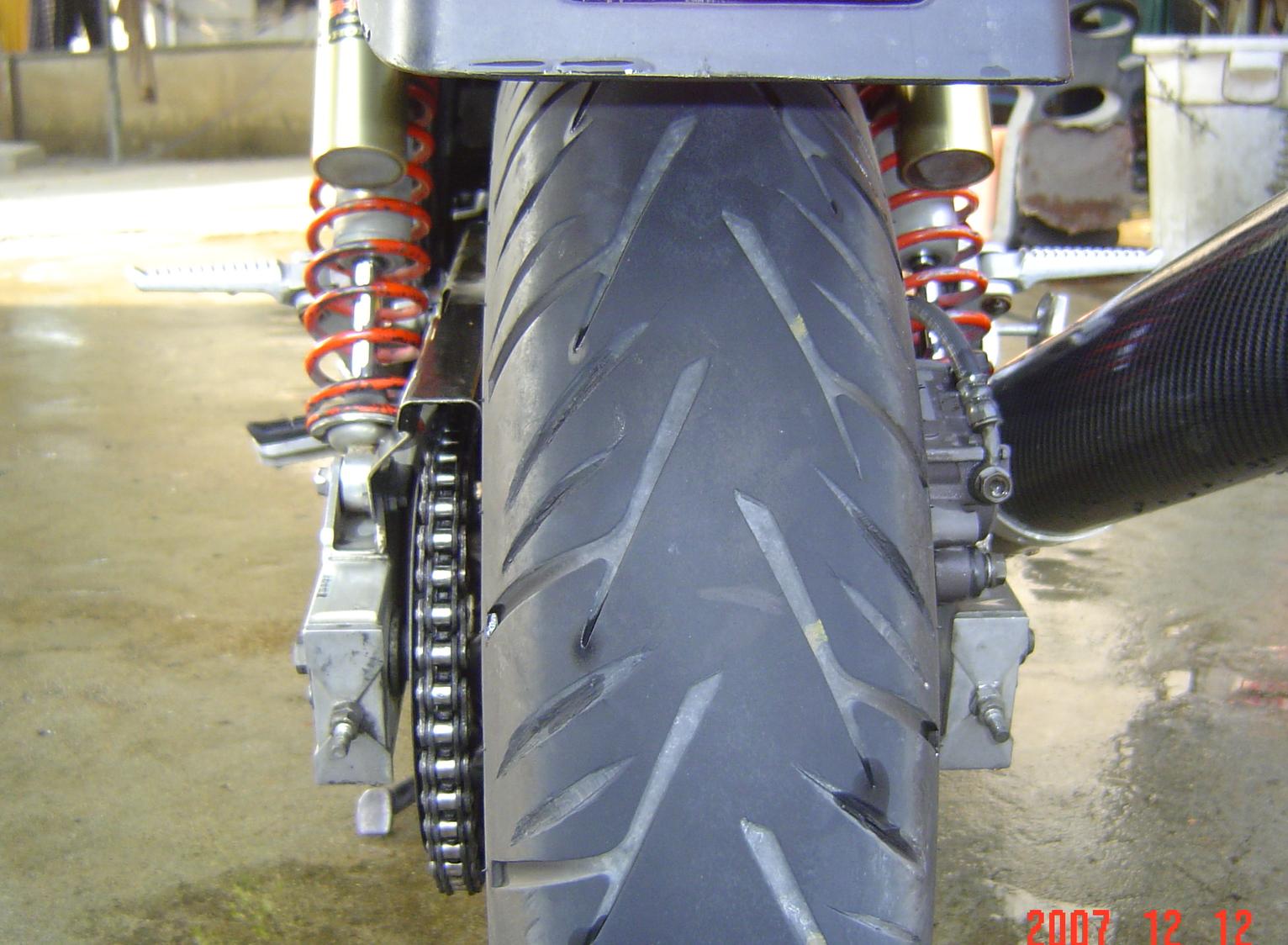 东莞桥头出售，本田CB400（93年），9500元
