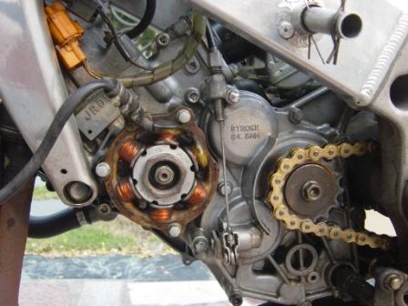 广州新塘一万八出售专业赛车98 HONDA RS125+一堆kit件