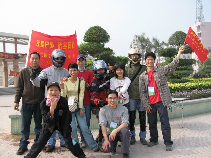 几个车友,无聊,小游台山