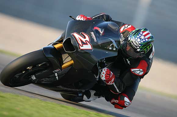 08  MOTO GP  备战试车