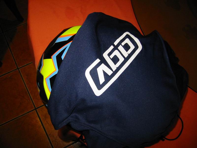 海南出售顶级AGV46 + SHOEI青成龙一