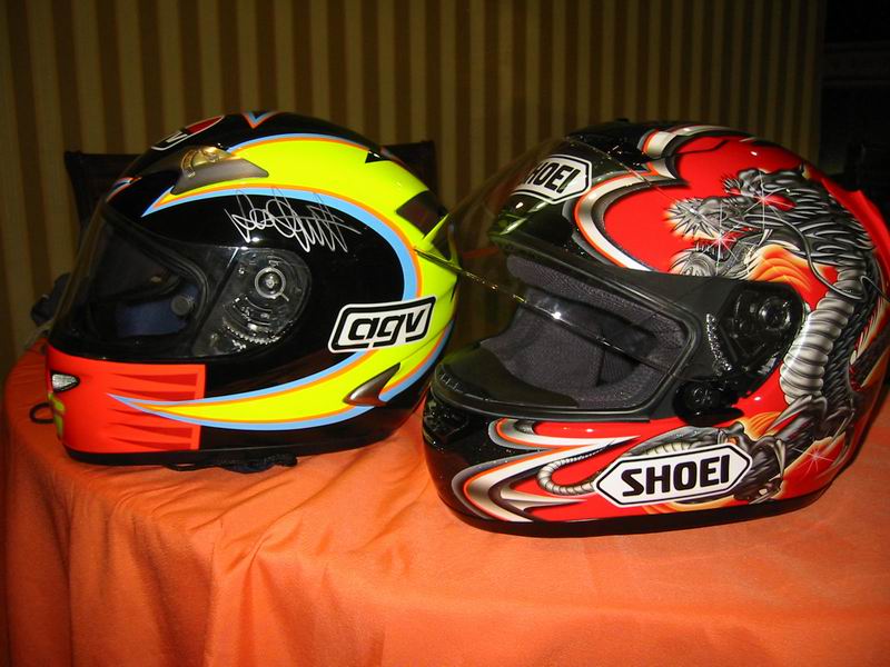 海南出售顶级AGV46 + SHOEI青成龙一