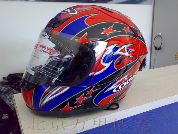 东莞1600出售全新OGK FF4头盔