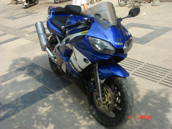 桂林卖YAMAHA 00年的R6