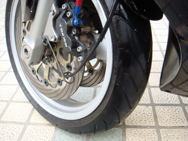 汕尾挥泪甩卖ZZR-1200 3.4W 已降5000