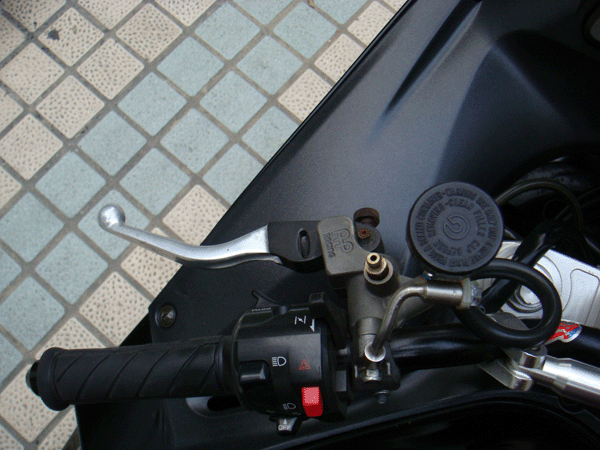 汕尾挥泪甩卖ZZR-1200 3.4W 已降5000