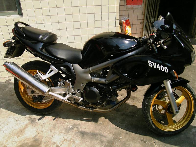 广东湛江11000出售00年SV400一台!也可换街车!