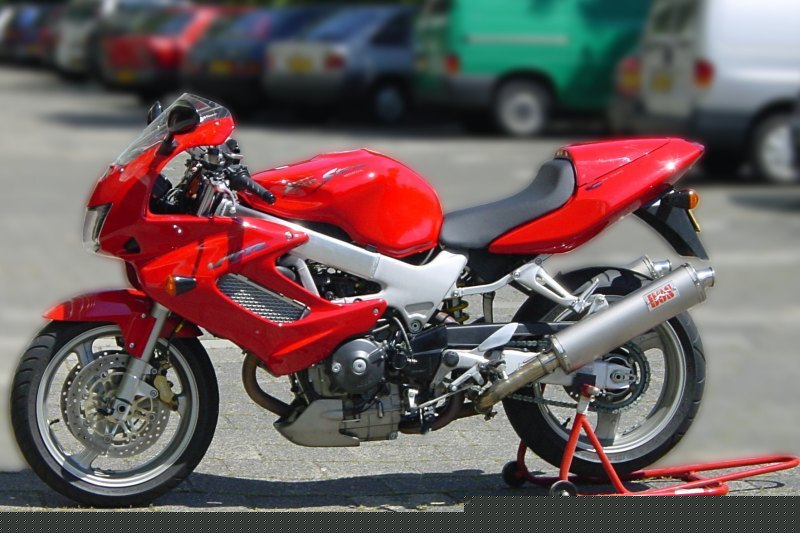 各式各样的HONDA VTR1000F！！